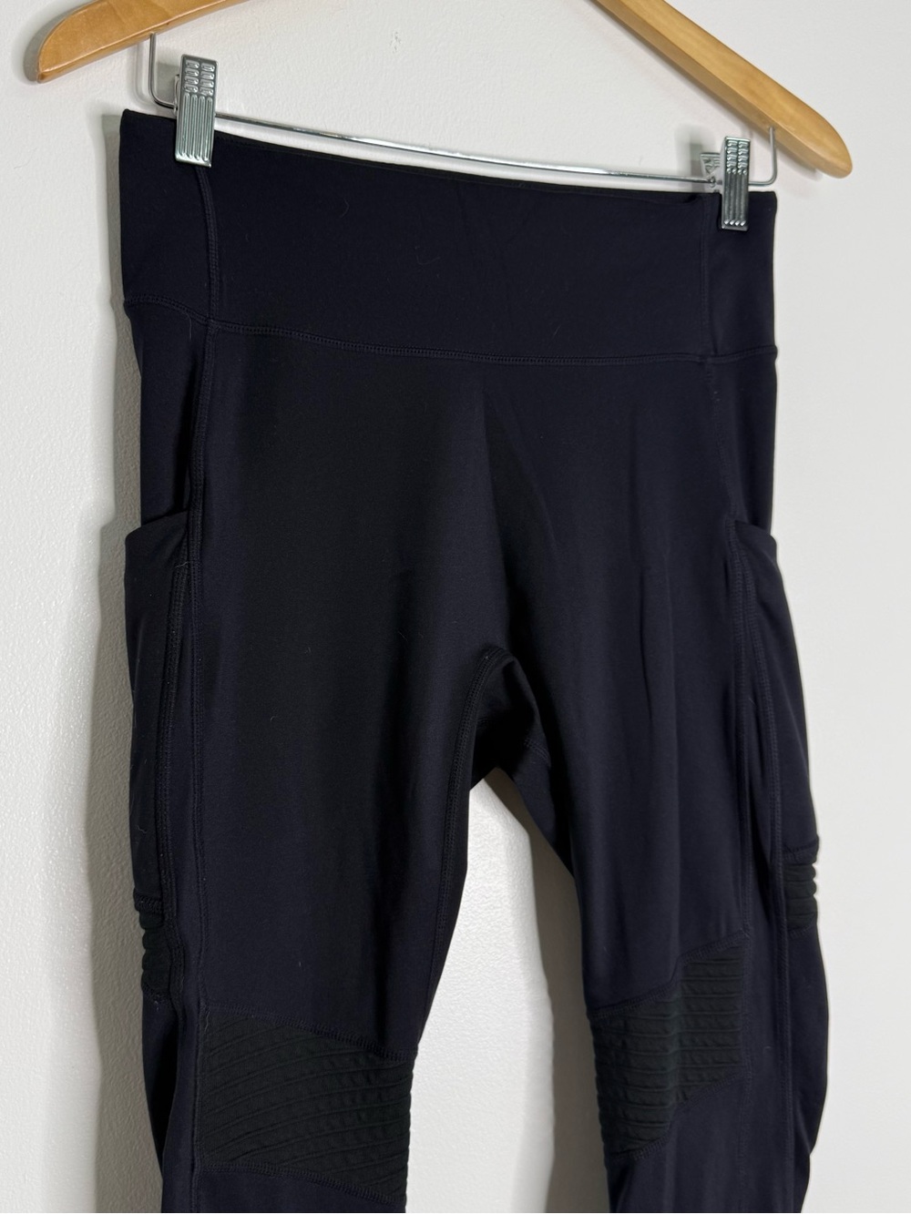 Fabletics Black Moto Leggings Women’s Medium High Rise Ankle Length - Picture 5 of 6